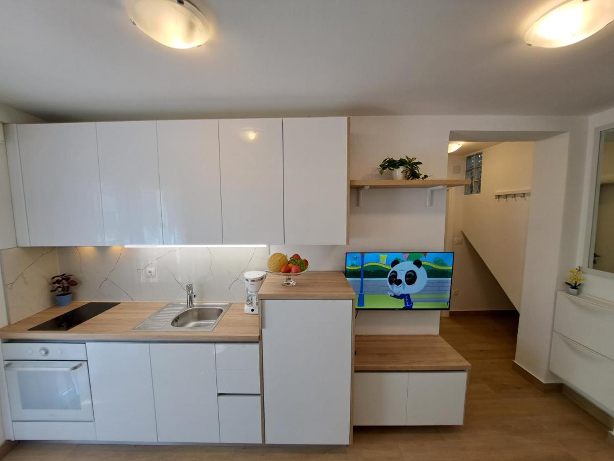 Jalumi Apartment ซาดาร์ ภายนอก รูปภาพ